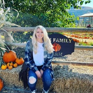 Meet your Posher, Madeline